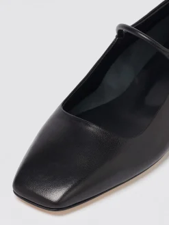 Uma*Aeyde Online